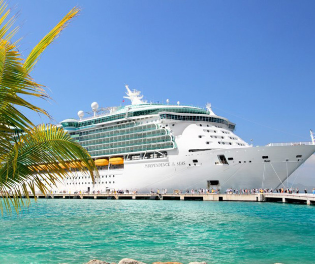 Royal Caribbean vs. MSC: Qual o Melhor Cruzeiro para sua Família em 2027?