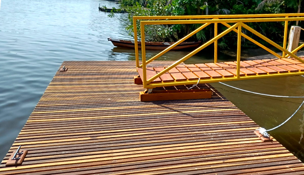 Guia Completo: Como Escolher o Deck Flutuante Ideal para Seu Espaço