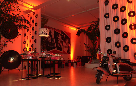 poltrona pé palito decoração sala