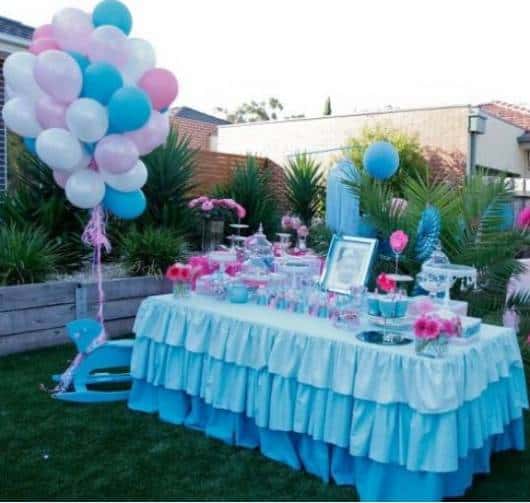 ideias de decoração com tons de azul para sala