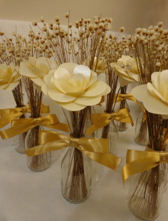 Como Montar uma Mesa de Bolo Perfeita para 50 Anos de Casamento