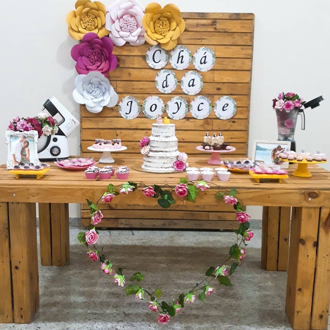 como fazer centro de mesa chá de panela simples