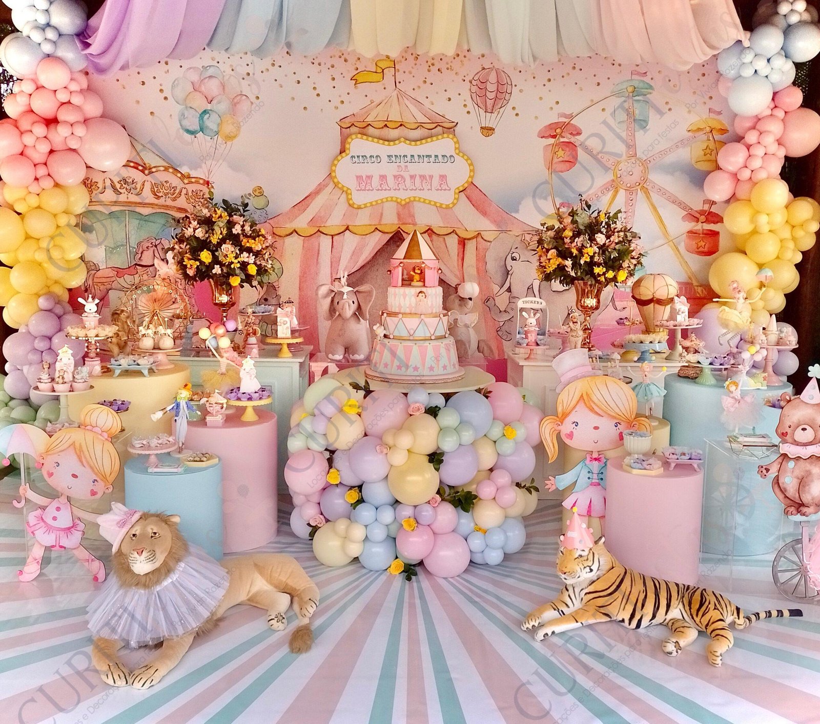Ideias Criativas de Centros de Mesa para o Tema Circo Rosa