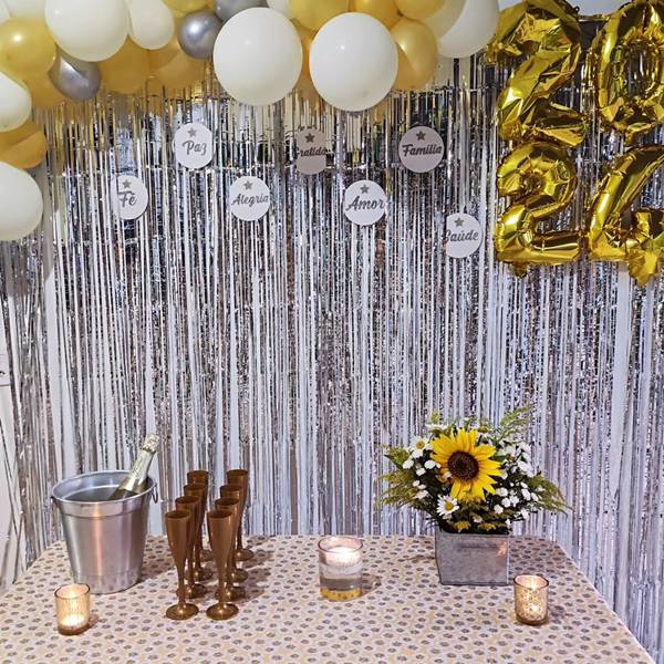 decoração com cortina para festa