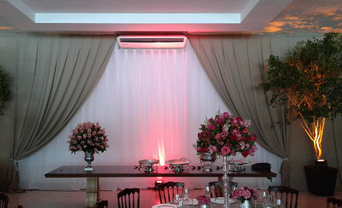 decoração com cortina para festa