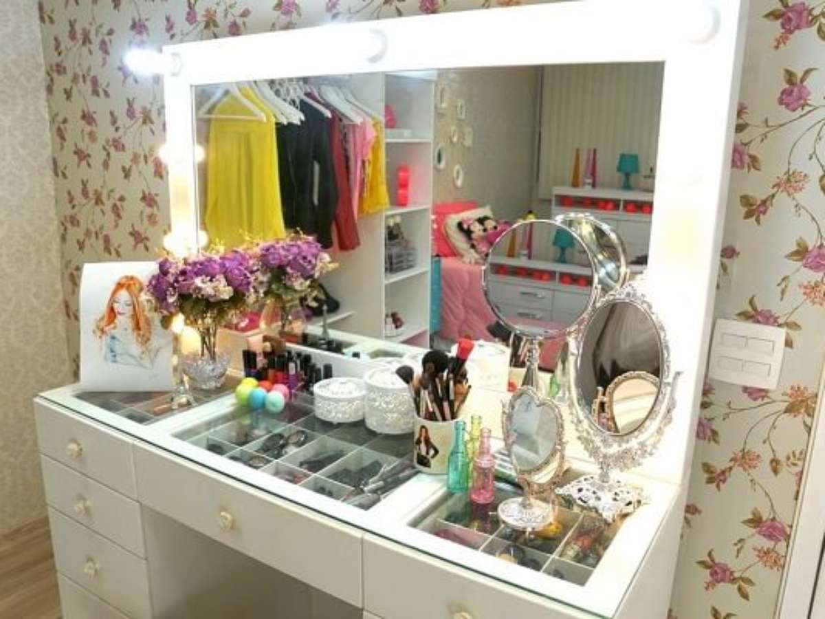 penteadeira suspensa ou camarim qual escolher