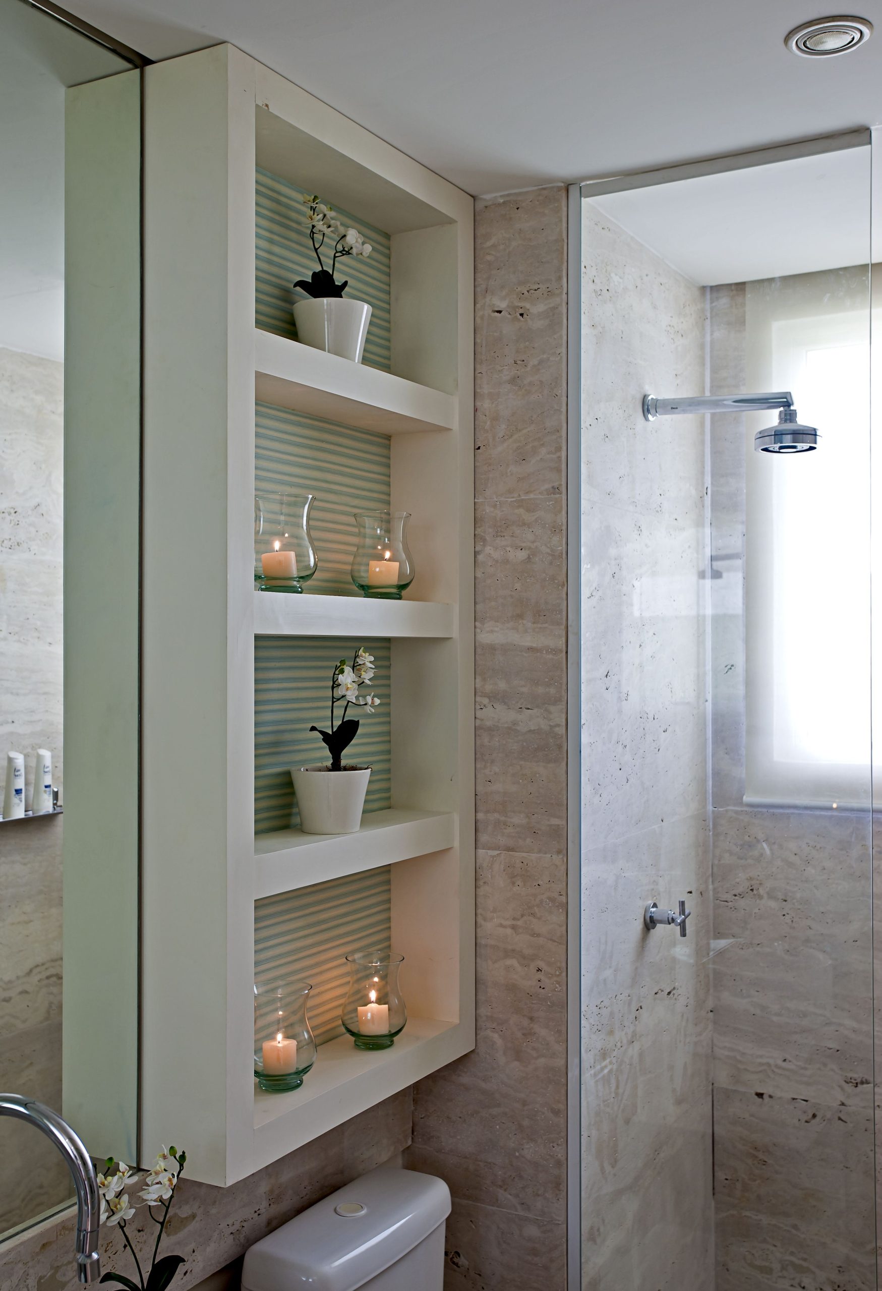 ideias criativas decoração banheiro pequeno