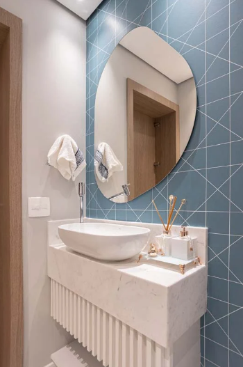 quanto custa decorar um banheiro pequeno