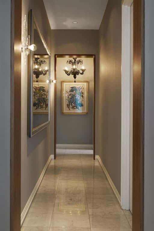 aparador de corredor vs prateleira flutuante