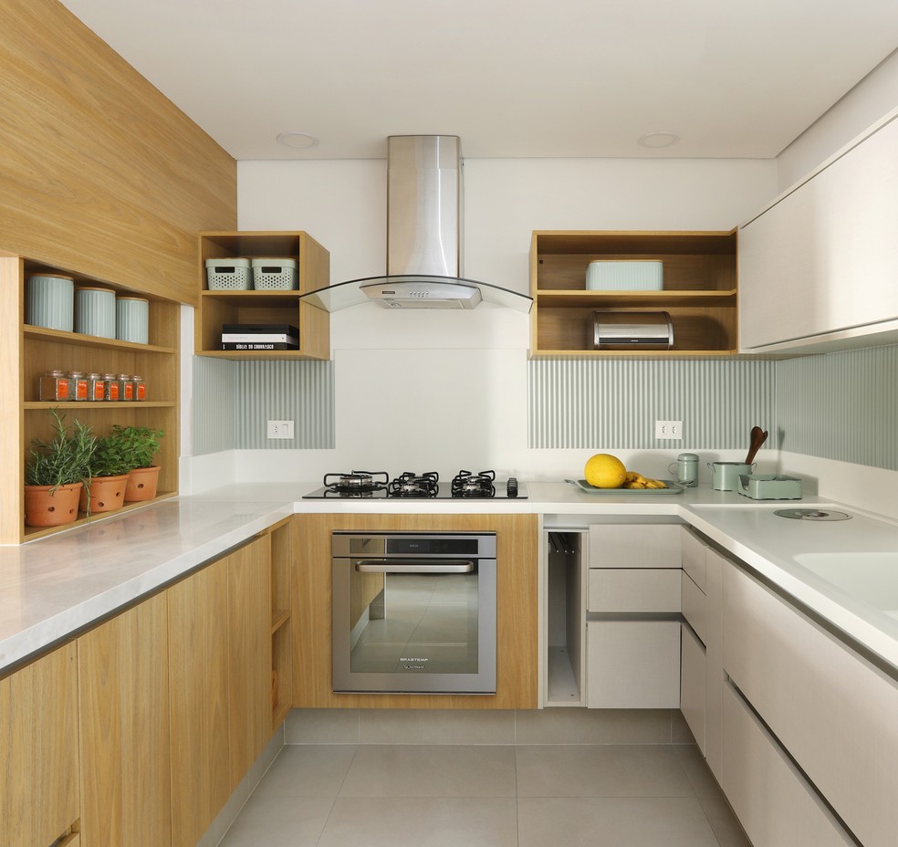 decoração de cozinha de apto pequeno