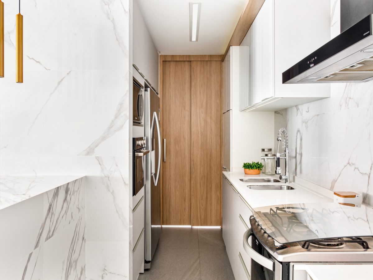 Otimizando o Triângulo de Trabalho em Cozinhas Corredor