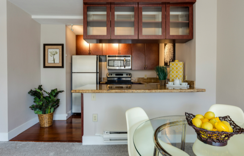 Top 5 Produtos Essenciais para Decorar e Organizar Cozinhas Pequenas