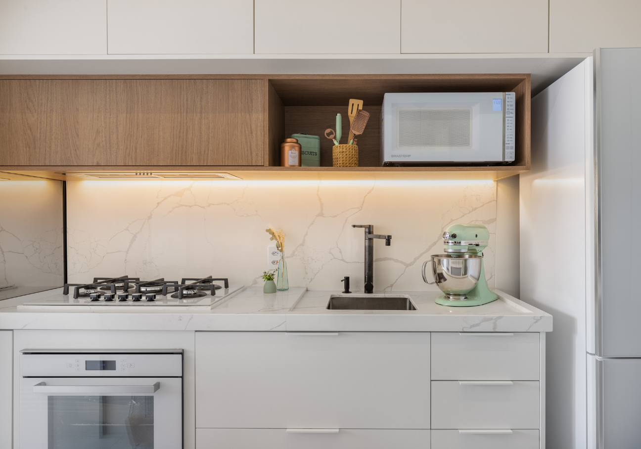 Iluminação Perfeita para Cozinhas Pequenas: Dicas que Transformam o Ambiente