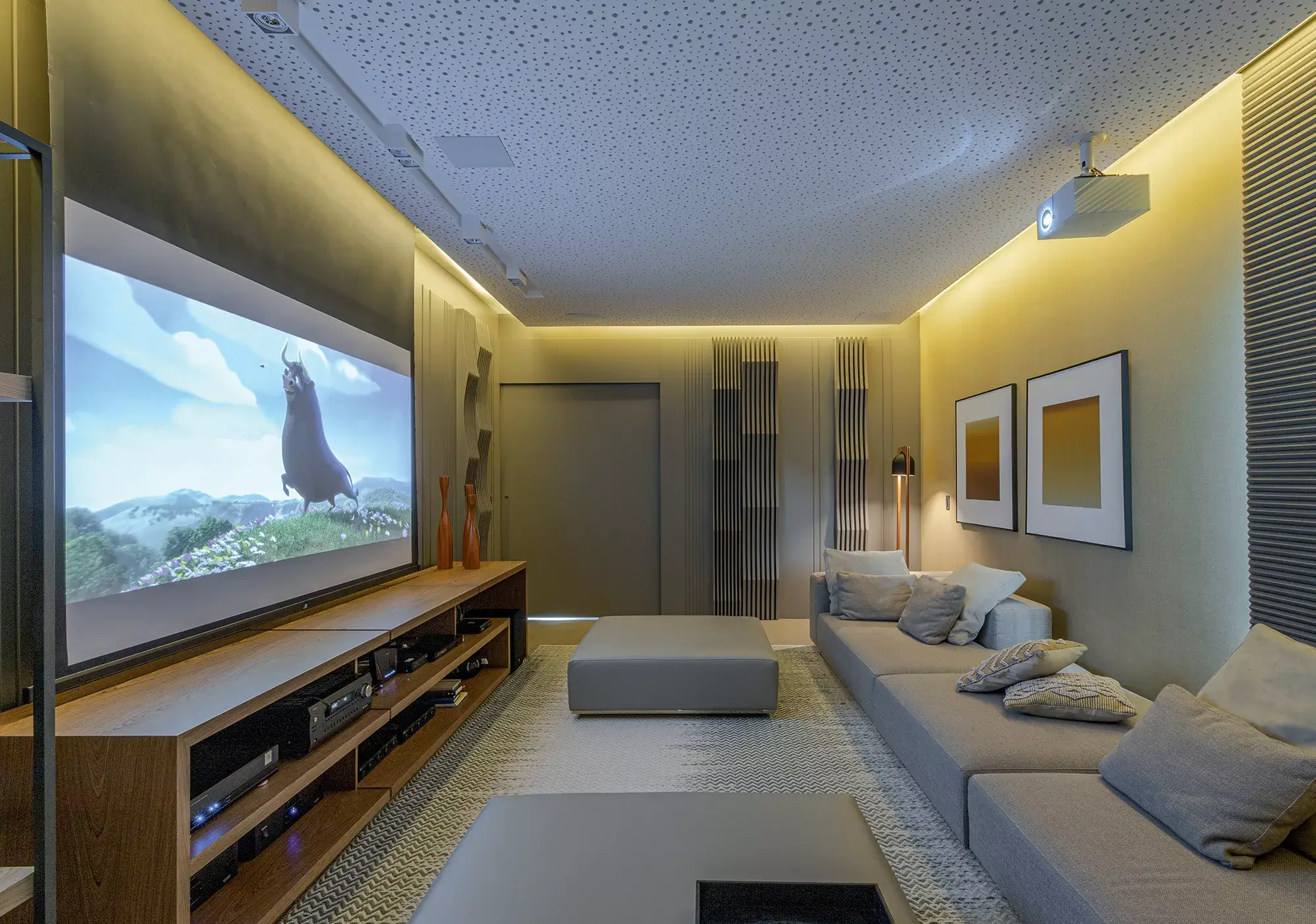 home cinema vs sala de TV qual a diferença