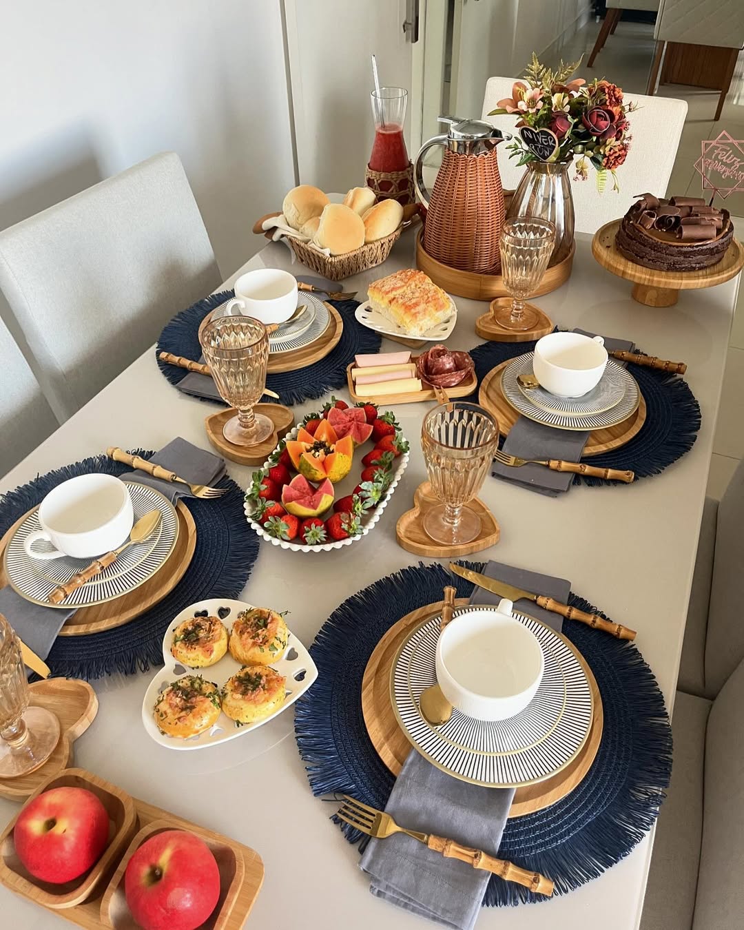 ideias criativas de decoração de mesa para o dia das mães