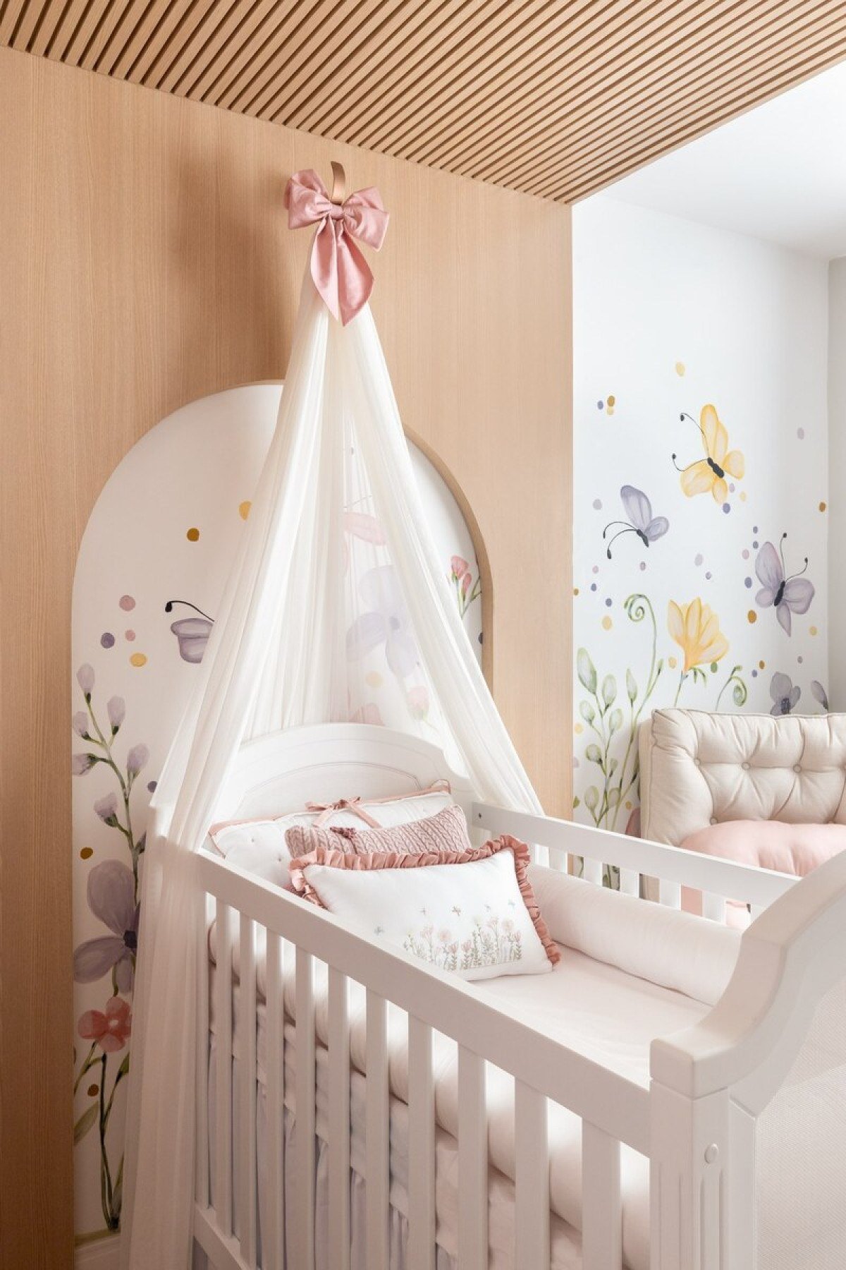 Reaproveitamento na Decoração: Crie Móveis e Objetos Únicos para Seu Quarto