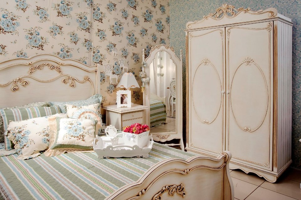 A Regra 80/20: Como Misturar Decoração Vintage e Moderna no Quarto sem Errar