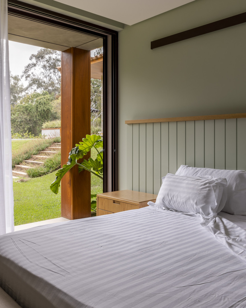 Decoração Rústica vs. Moderna: Verde Oliva em Diferentes Estilos