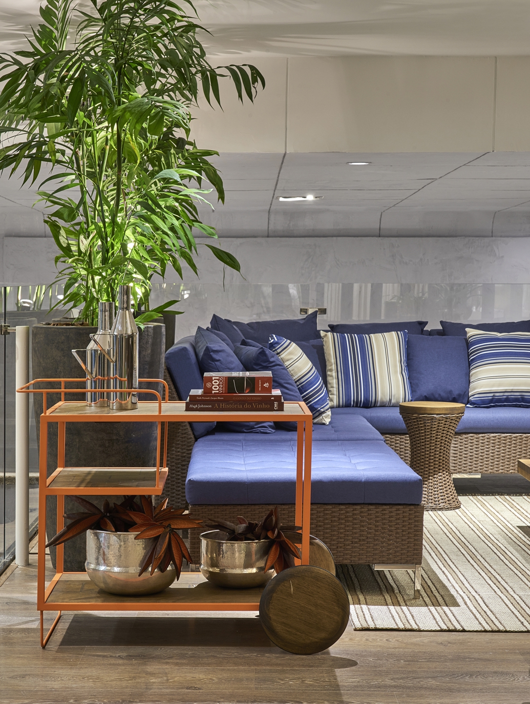 Texturas e Iluminação: Complementando Sua Paleta de Cores Análogas