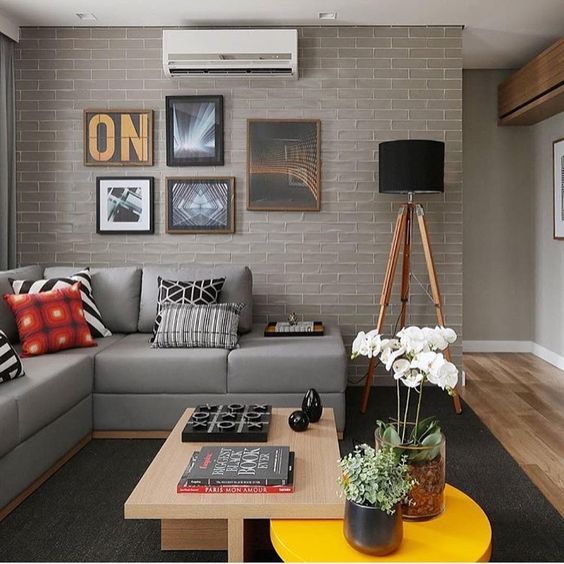 Tendências de decoração para salas com sofá cinza em 2025
