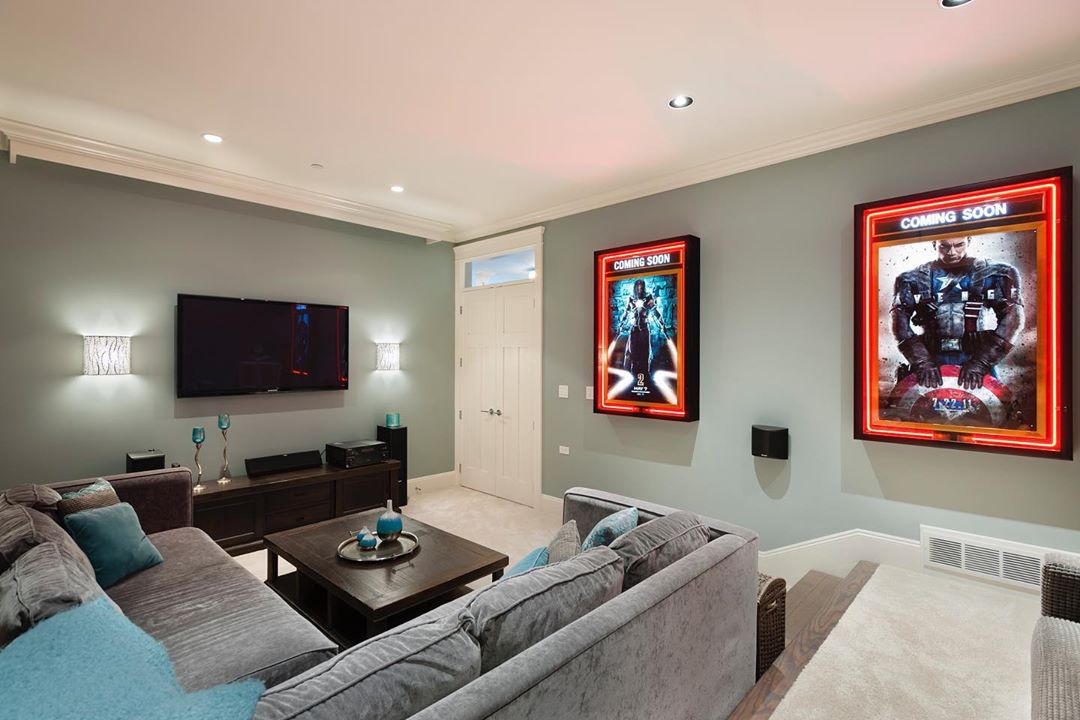 como escolher o projetor ideal para sala de cinema em casa