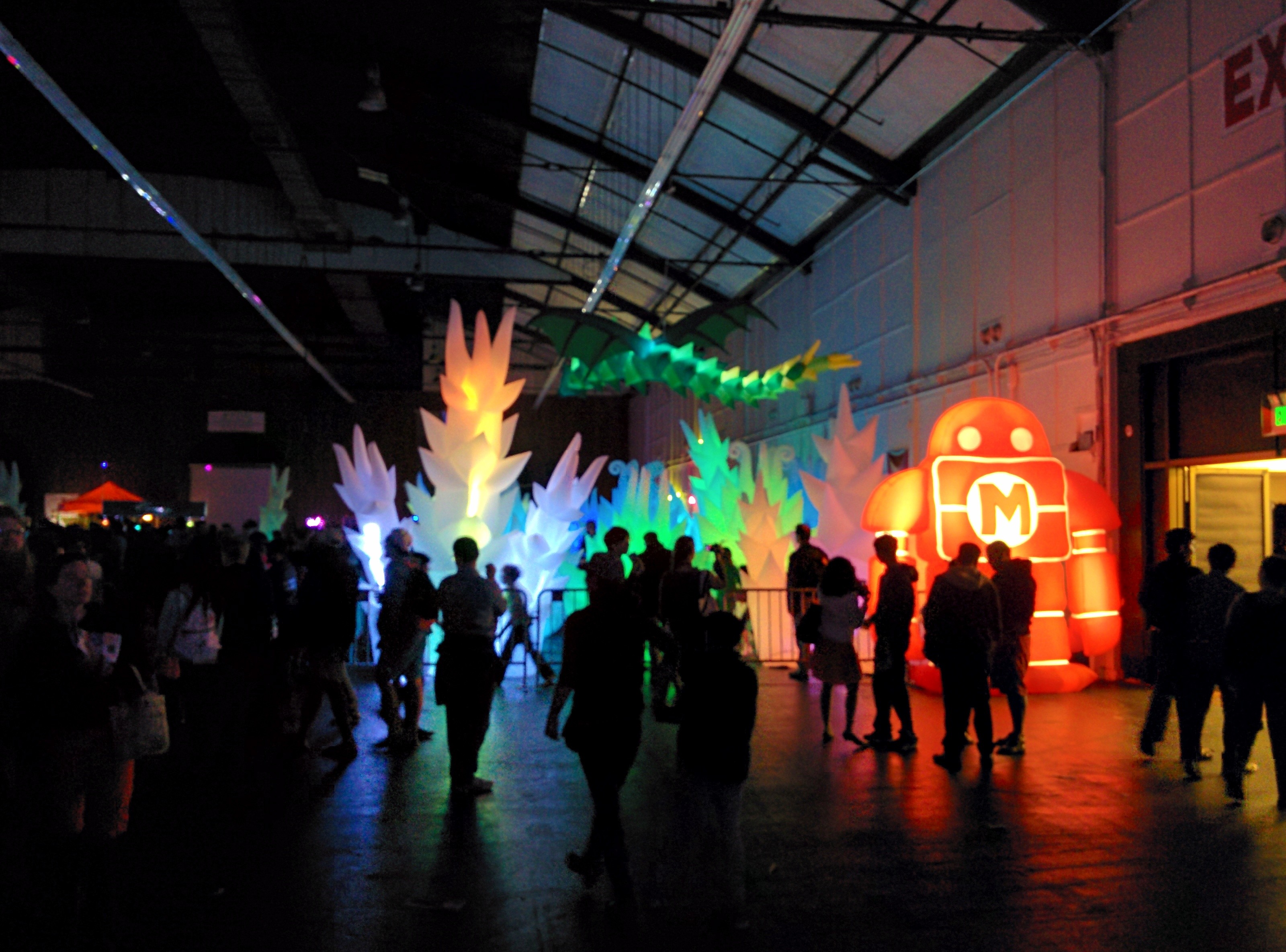 Decoração Sustentável: Transforme sua Feira de Ciências com Baixo Custo