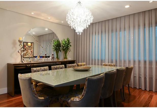 erros comuns decorar sala jantar pequena