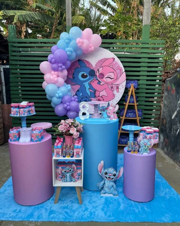 ideias criativas decoração festa stitch rosa e azul