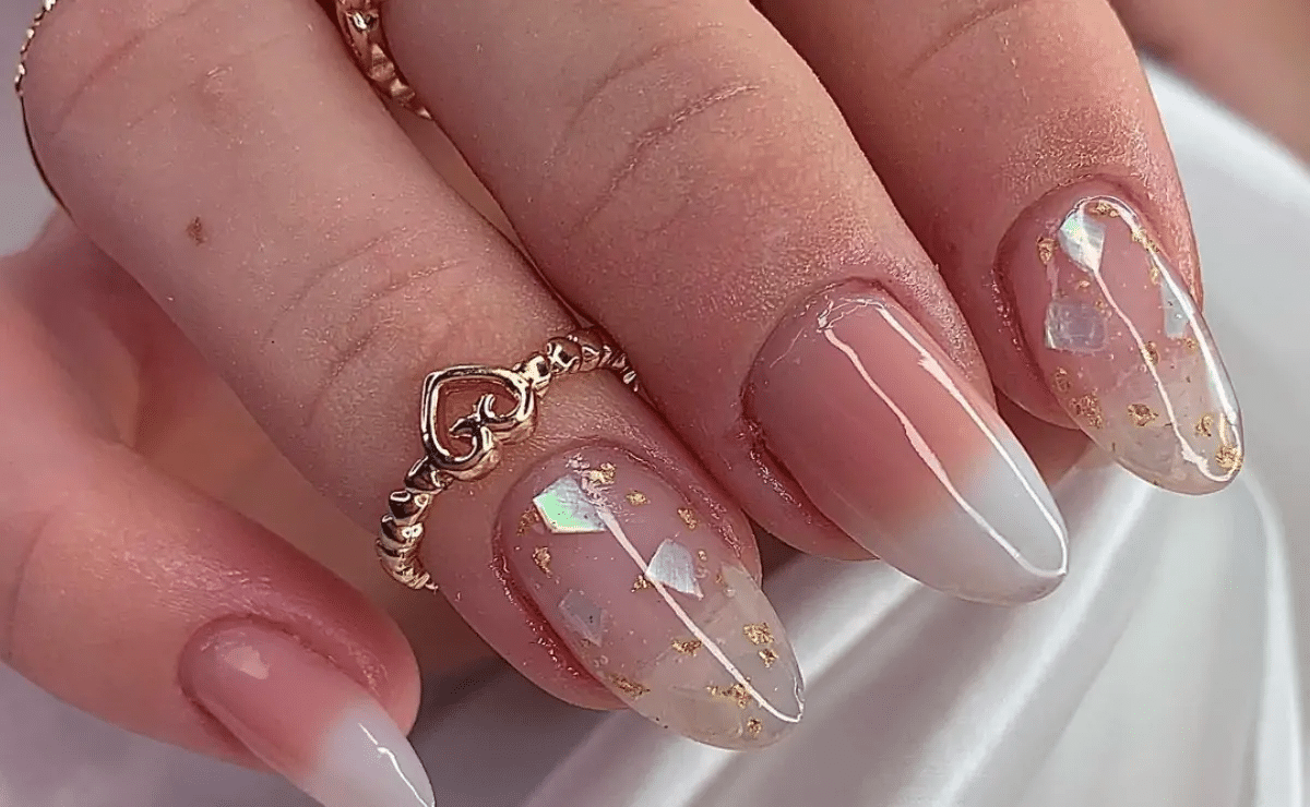 ideias de unhas em gel decoradas simples e bonitas