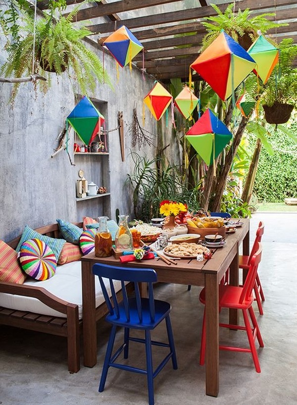 decoração festa junina no quintal vs decoração em salão