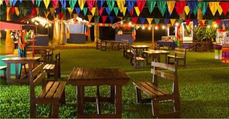 decoração festa junina no quintal vs decoração em salão