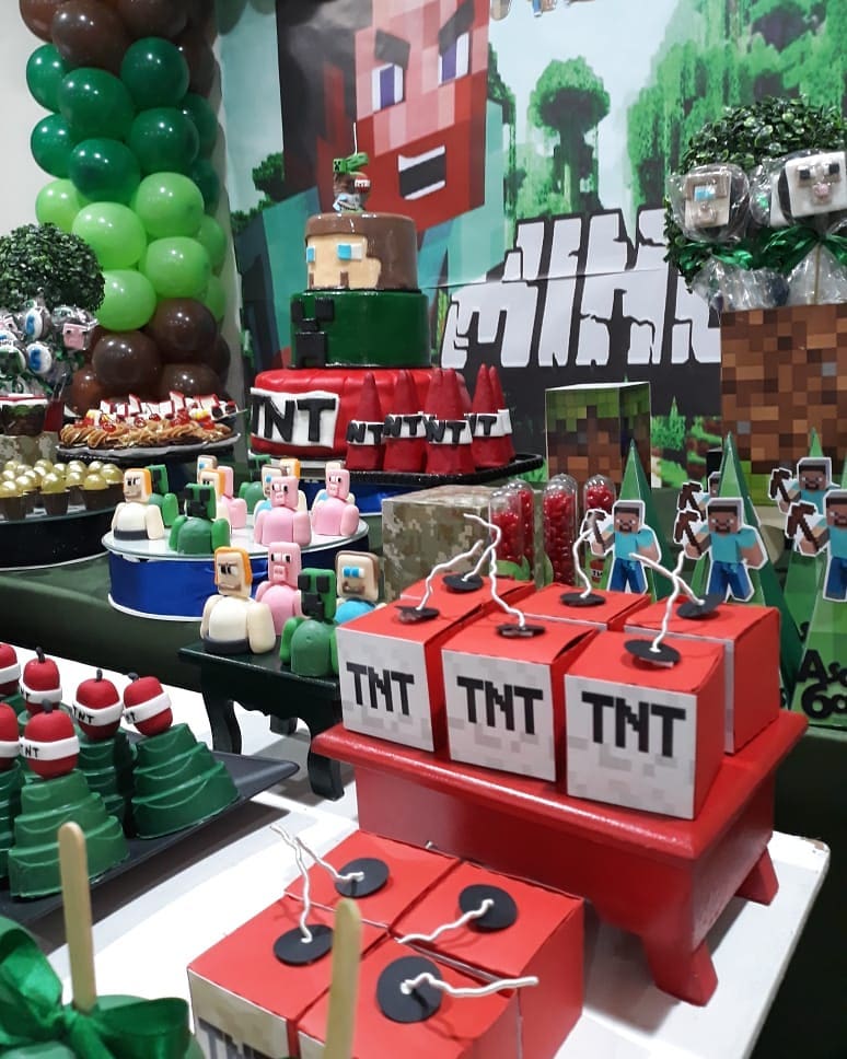 erros comuns na decoração de festa minecraft