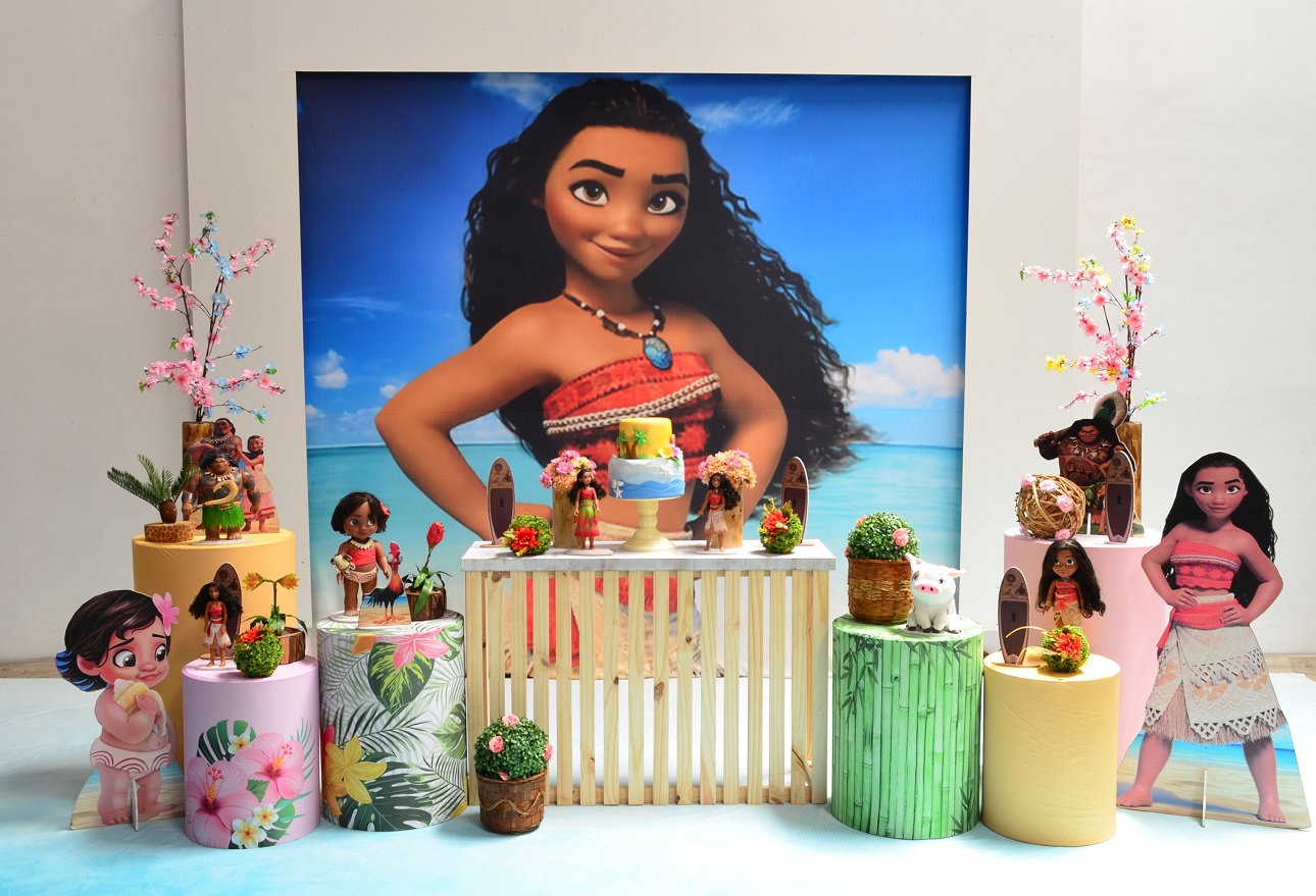erros comuns ao fazer decoração moana simples
