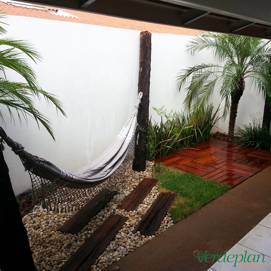 Iluminação de Jardim: Como Criar um Ambiente Aconchegante à Noite