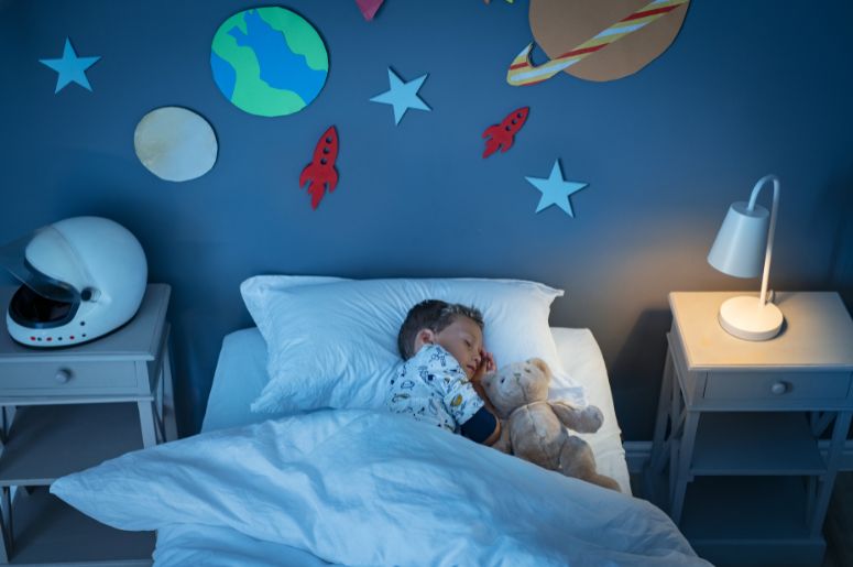 quarto juvenil masculino