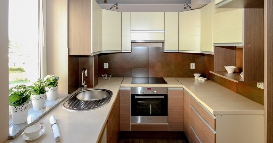 ideias criativas para decorar cozinha pequena com pouco dinheiro