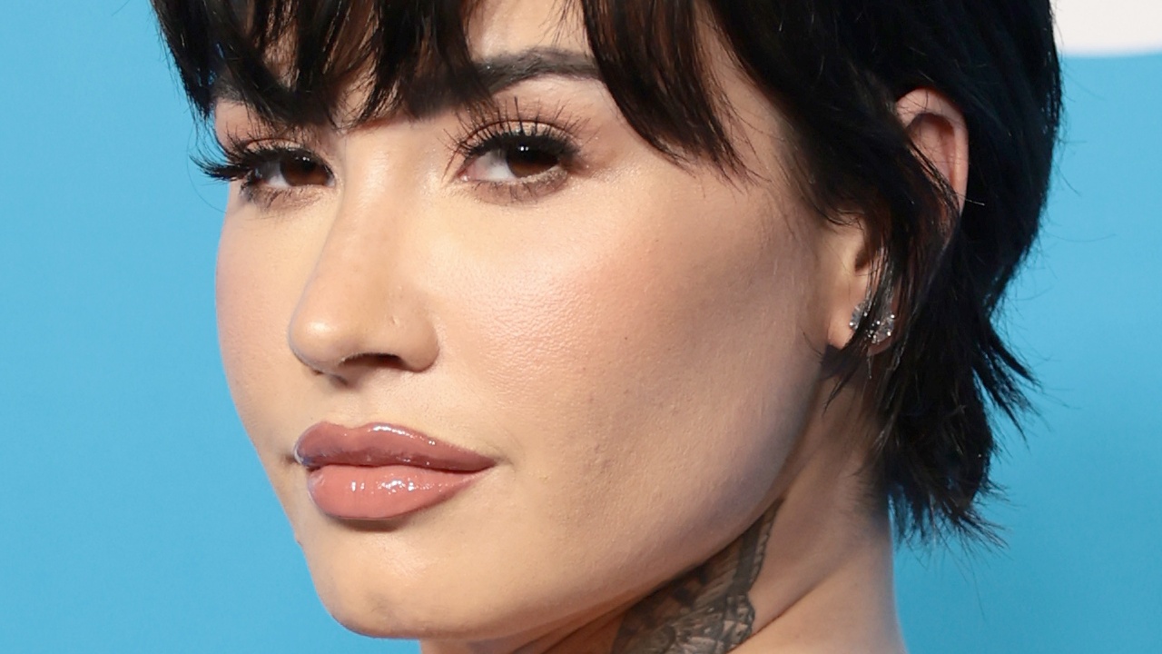 Buzz Cut: A radical transformação de Demi Lovato em 2021 e seu significado