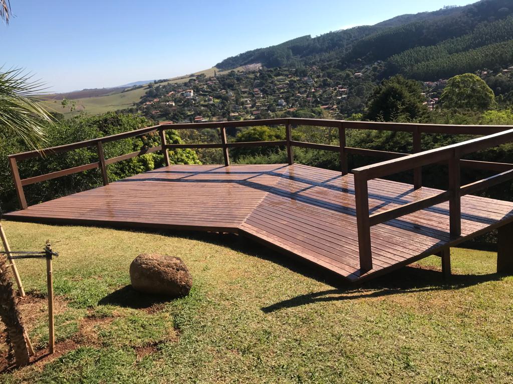 5 tipos de madeira para deck e suas características