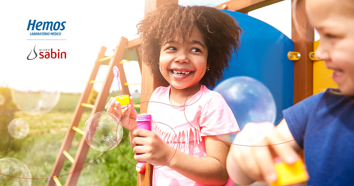 5 ideias de títulos:
1. Diabetes Infantil: Um Guia Completo para Pais e Responsáveis
2. Os Primeiros Sinais do Diabetes em Crianças: O Que Ficar Atento
3. Manejando o Diabetes Tipo 1 na Infância: Dicas Essenciais
4. Alimentação e Atividade Física: Pilares no Tratamento do Diabetes Infantil
5. Pré-Diabetes Infantil: Como Identificar e Prevenir a Progressão da Doença