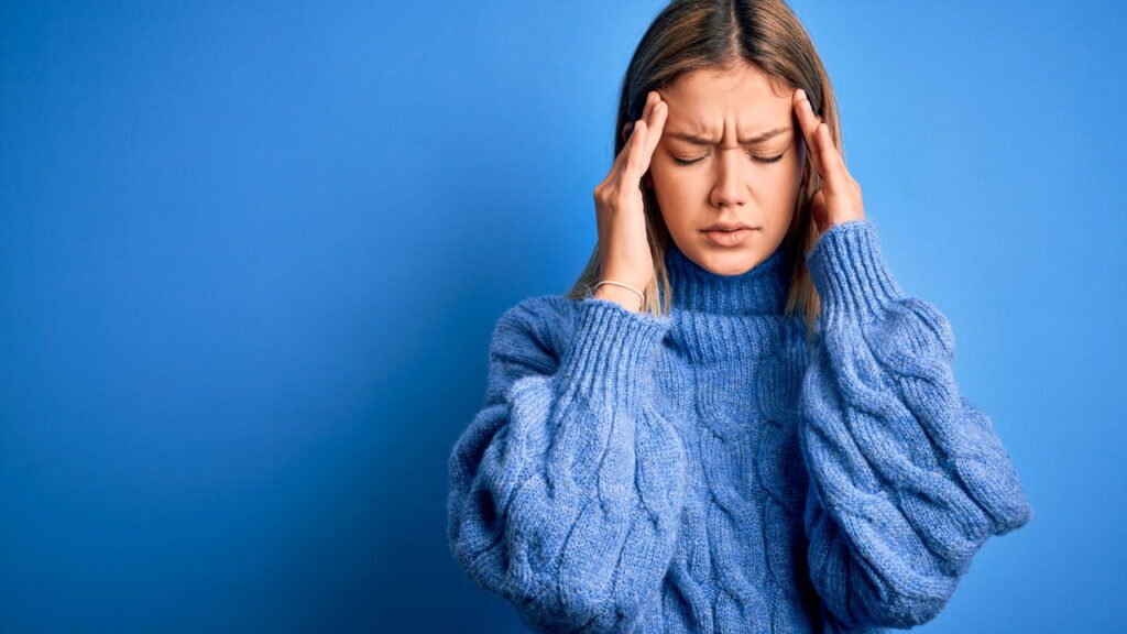 O Papel do Estresse e da Saúde Mental nas Dores de Cabeça Crônicas