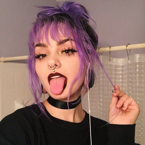 Desvendando o Universo E-girl: Tudo Sobre a Subcultura Digital