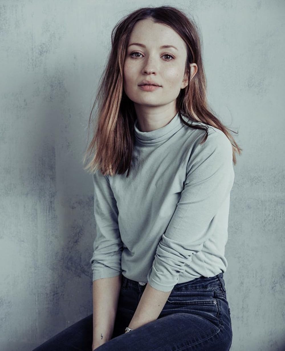 Além das Telas: A Carreira Musical de Emily Browning e Suas Canções Marcantes