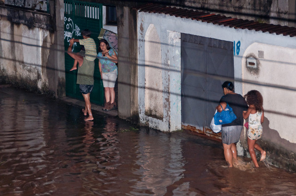 Diferenças entre 'flood' e 'inundation'