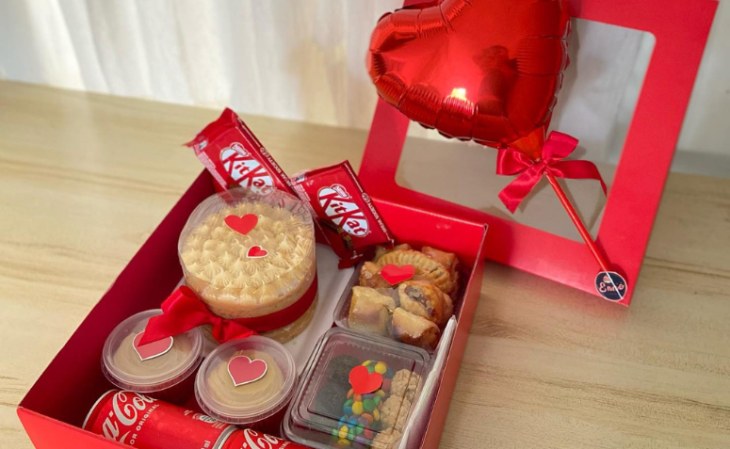 5 ideias de títulos:
1. Os 8 Sinais Inconfundíveis do Amor Verdadeiro
2. Celebrando o Amor: Frases Inspiradoras para Declarar seu Sentimento
3. Amor e Espiritualidade: A Conexão Profunda que Transforma Vidas
4. Como Reconhecer o Amor da Sua Vida: Um Guia Completo
5. O Significado Bíblico de Encontrar o Amor da Sua Vida