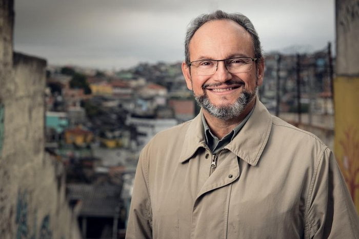 trajetória de Ernesto Paglia