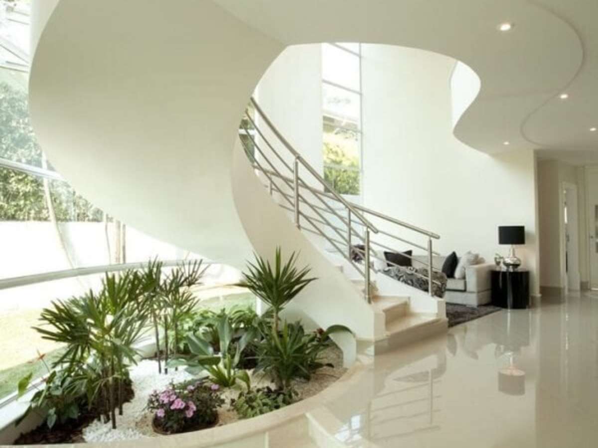 escada caracol design moderno