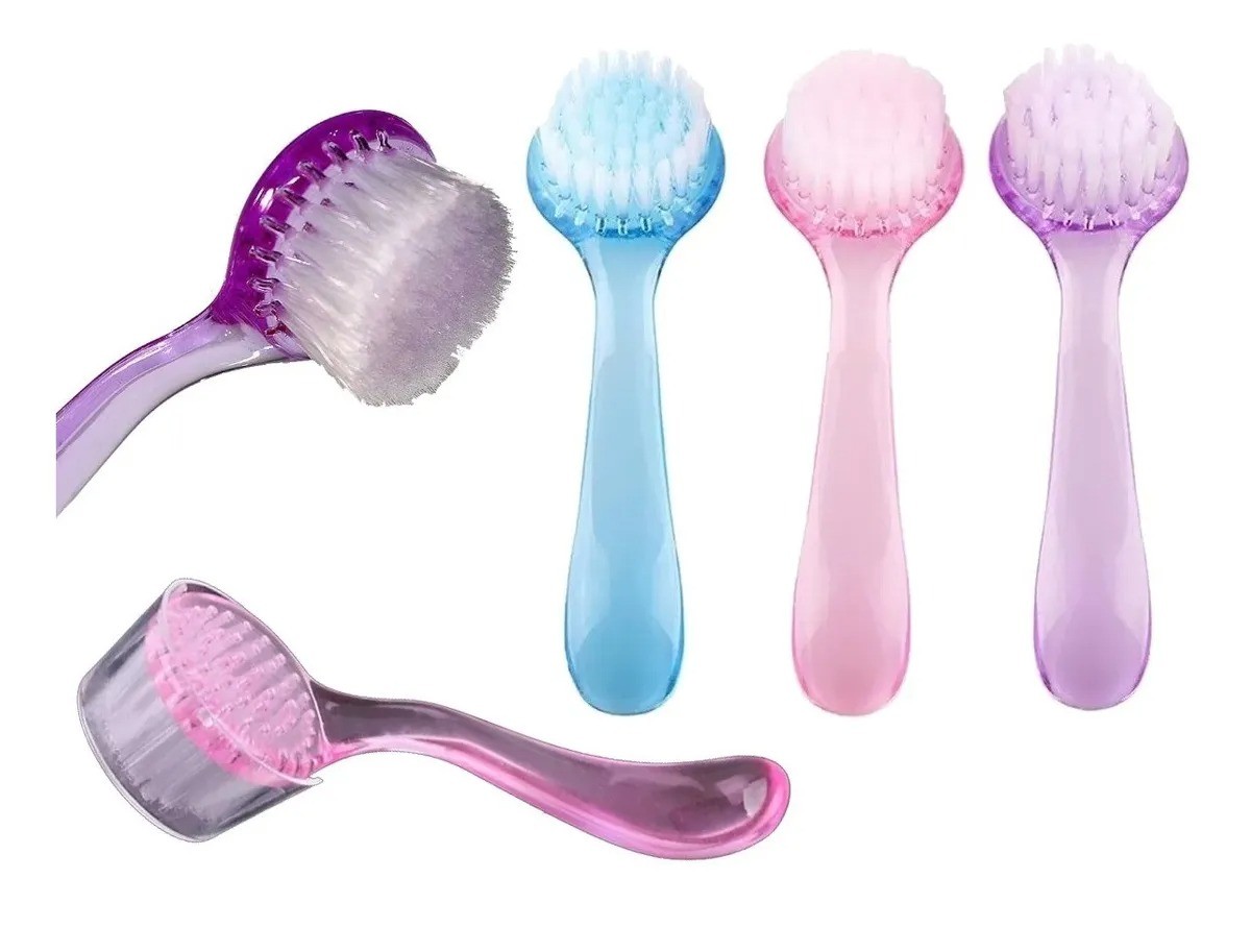 Diferenças entre Escova de Gel para Finalização e Progressiva em Gel