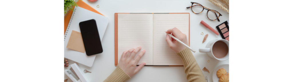 5 ideias de títulos:
1. Escrever à Mão: O Superpoder Secreto para Turbinar sua Memória e Criatividade.
2. Desconecte para Conectar: Como a Escrita Manual Melhora seu Foco e Saúde Mental.
3. A Ciência por Trás da Caneta: Por Que Escrever à Mão é Essencial para o Cérebro.
4. Do Caderno para a Vida: Integrando a Escrita Manual na Sua Rotina Diária.
5. Desvendando a Expressão 