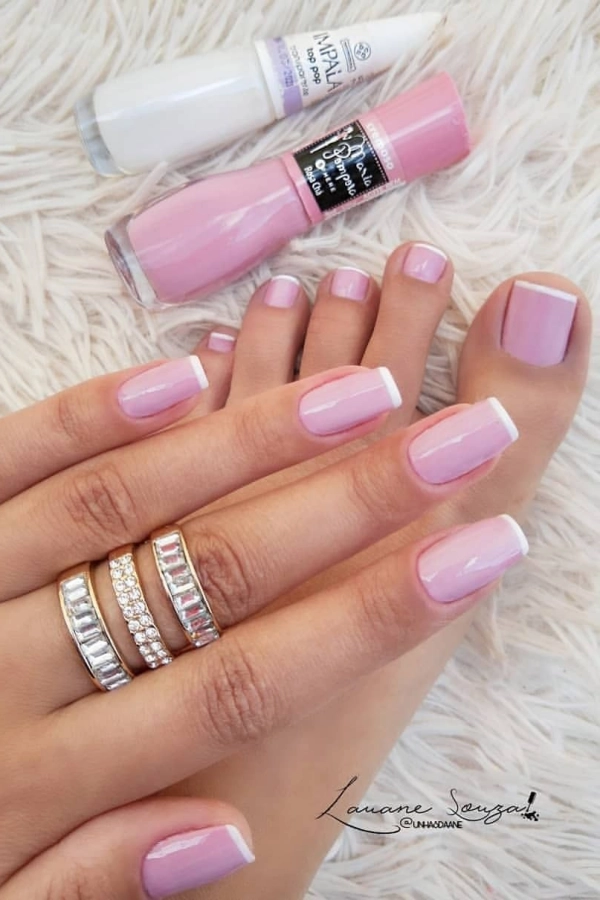 As cores de esmalte que rejuvenescem as mãos
