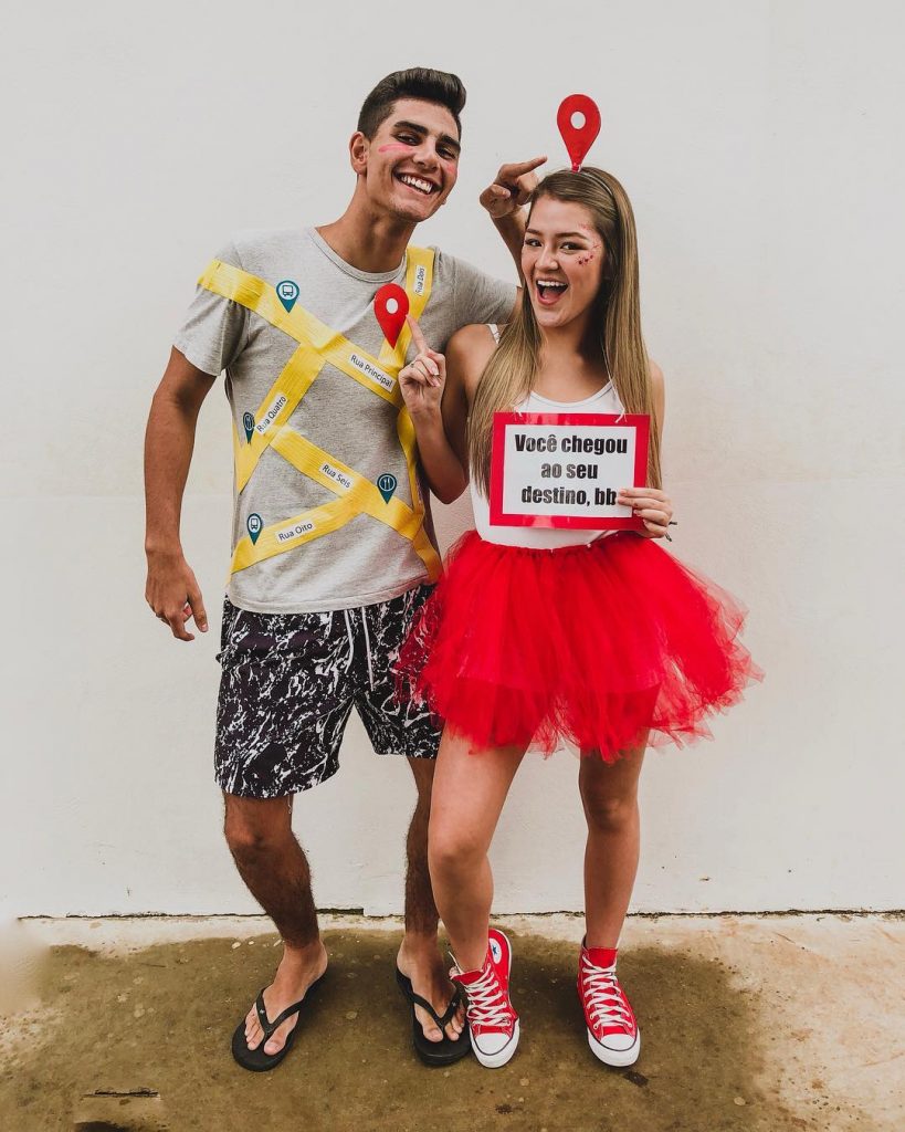 alugar fantasia casal